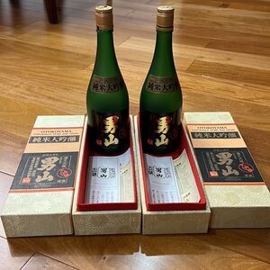 Otokoyama Sake Dai Ginjo Junmai 2 Green Gold Label empty Bottles with Boxes